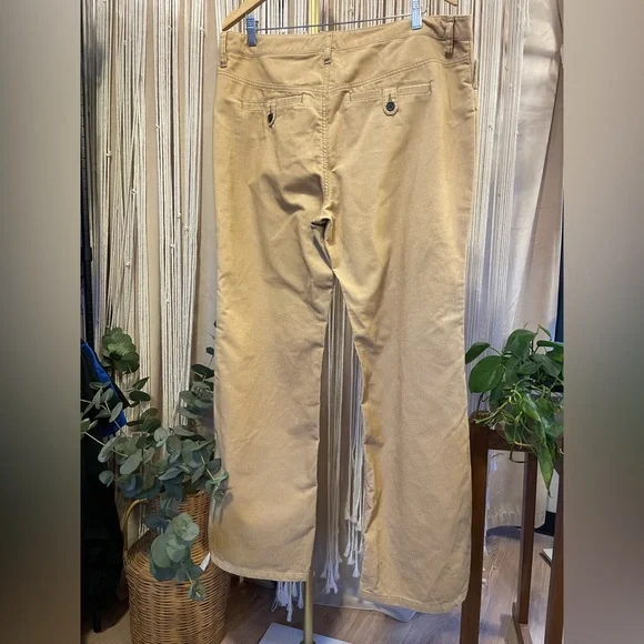 Brand new w/ tags Tommy Hilfiger corduroy pants tan/khaki 2 front button pockets - Picture 9 of 12